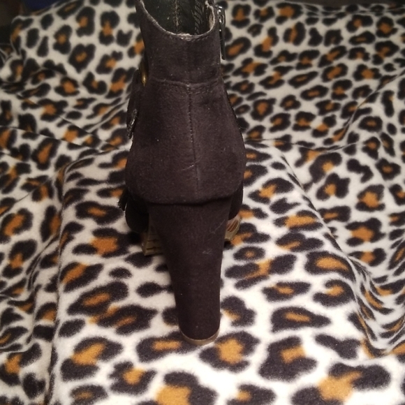 Mossimo " Black Ankle " Double Buckle Boots - Picture 5 of 6